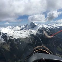 Verortung via Georeferenzierung der Kamera: Aufgenommen in der Nähe von Gemeinde Fontanella, Fontanella, Österreich in 2100 Meter